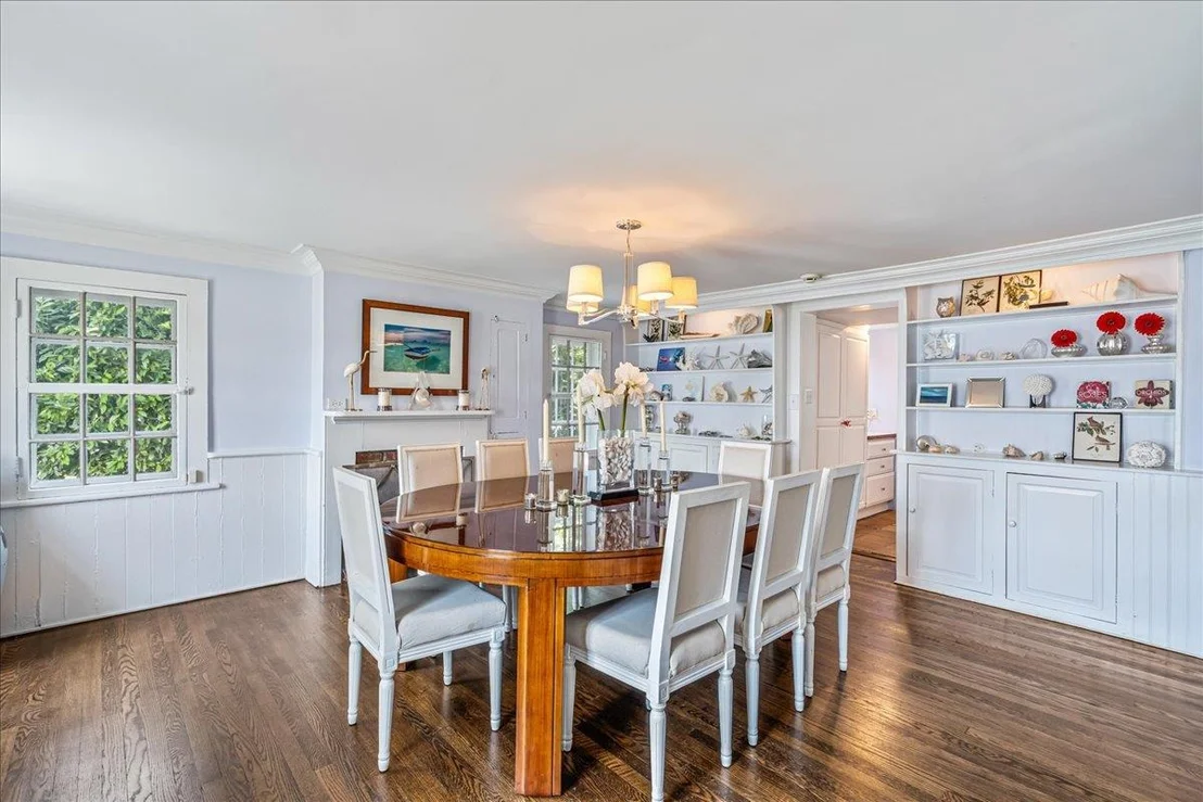 Photo of 50 Shore Road