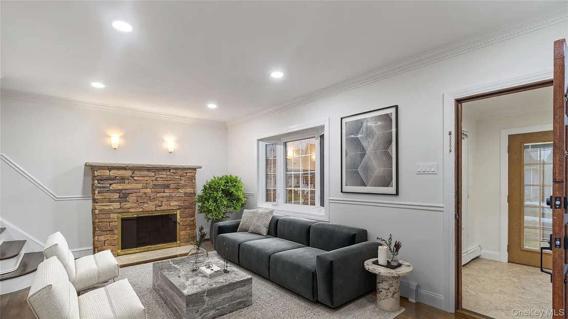 Photo of 32 Florence Avenue