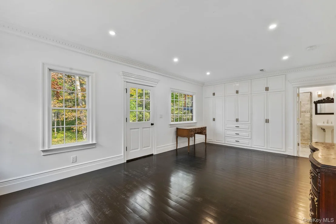 Photo of 675 Quaker Road