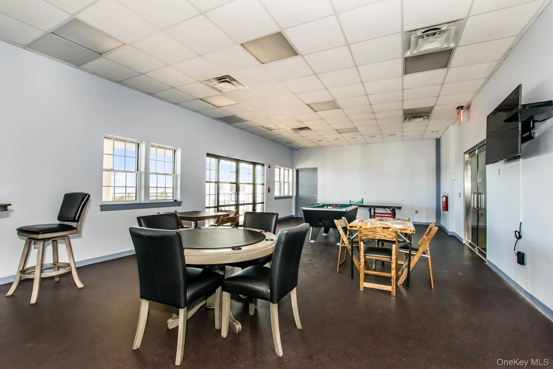 Photo of Unit 10121 at 121 Sunset Boulevard