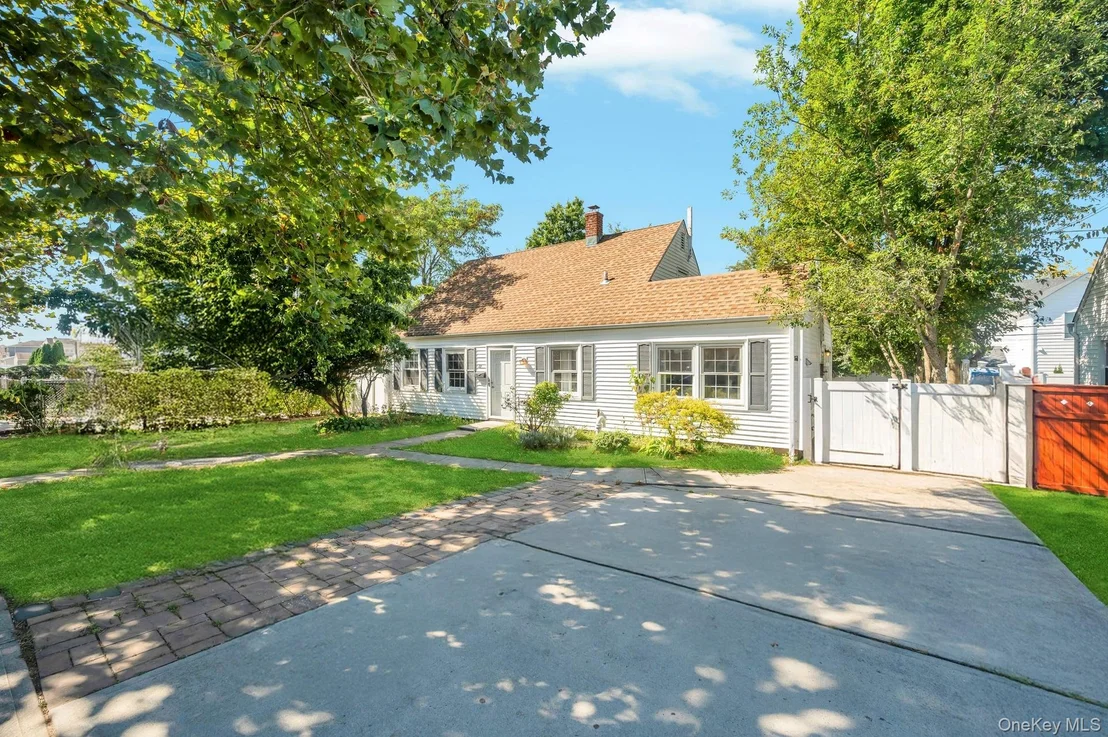 Photo of 81 Division Avenue