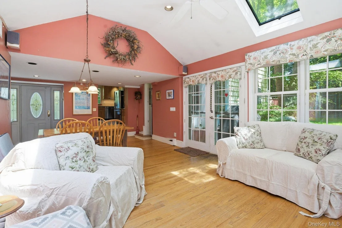 Photo of 2 Turner Drive