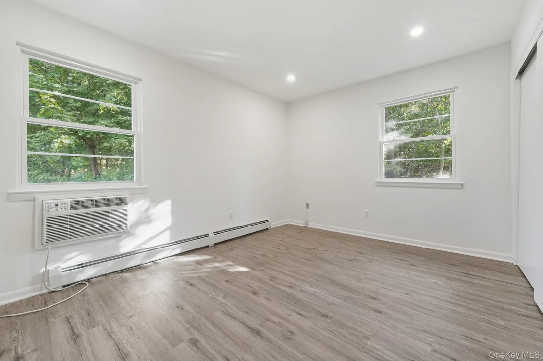 Photo of 199 Parkside Drive