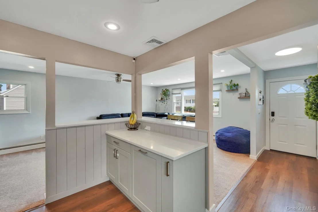 Photo of 369 Columbus Avenue