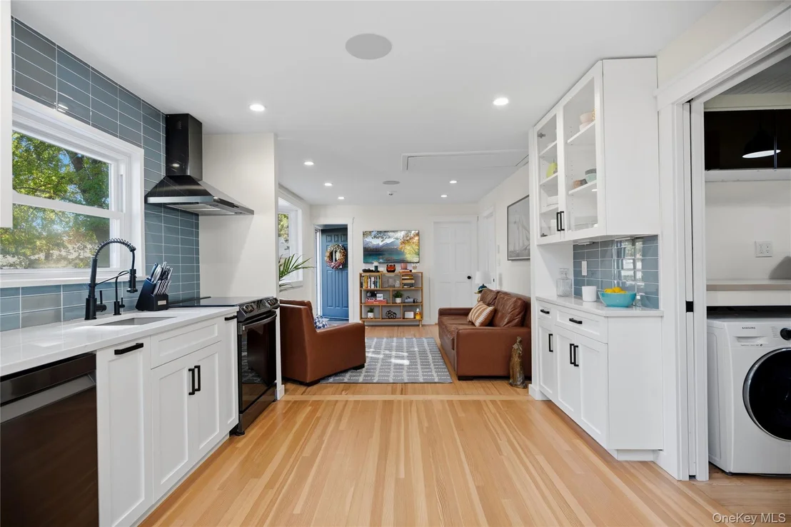 Photo of 109 Lakeview Drive