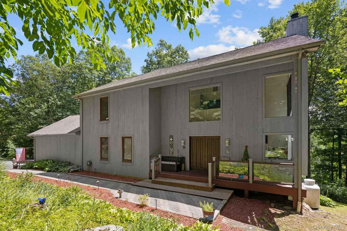 Photo of 23 River Road