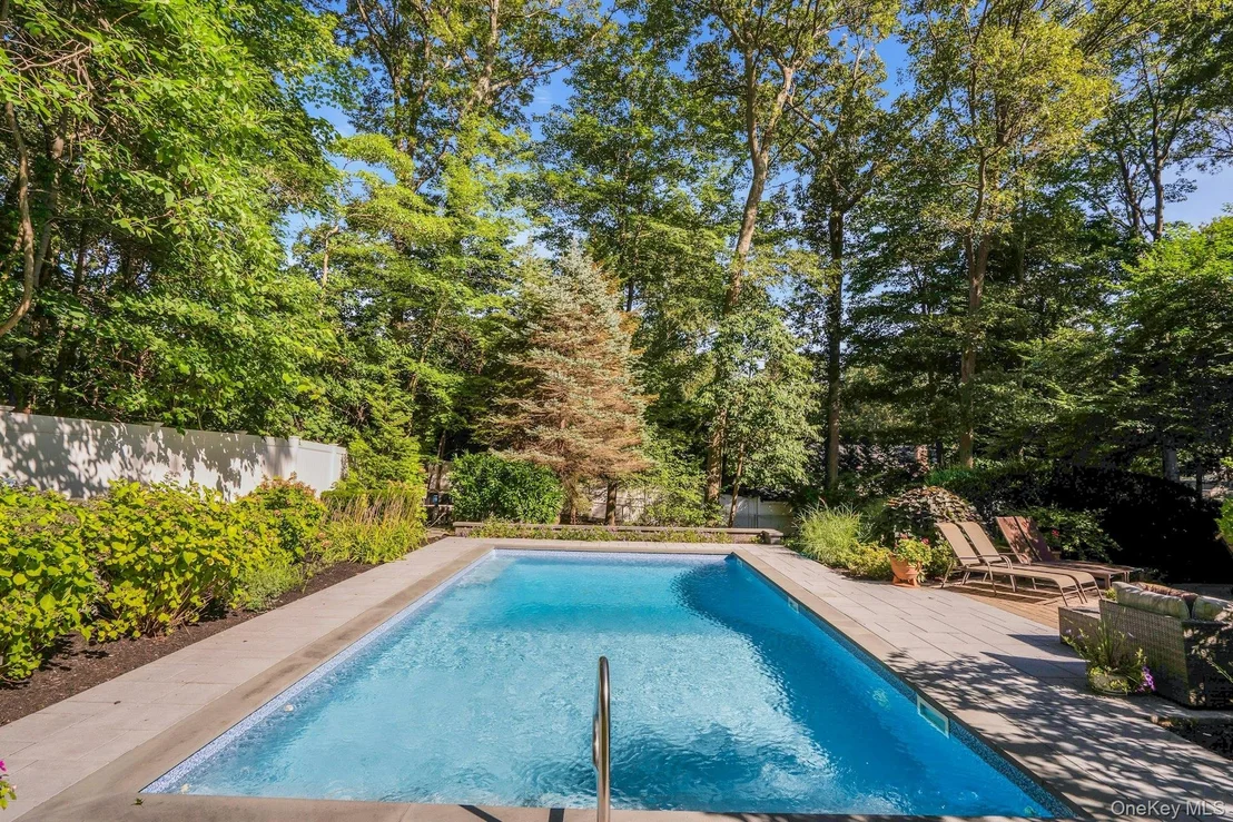 Photo of 48 Randolph Drive