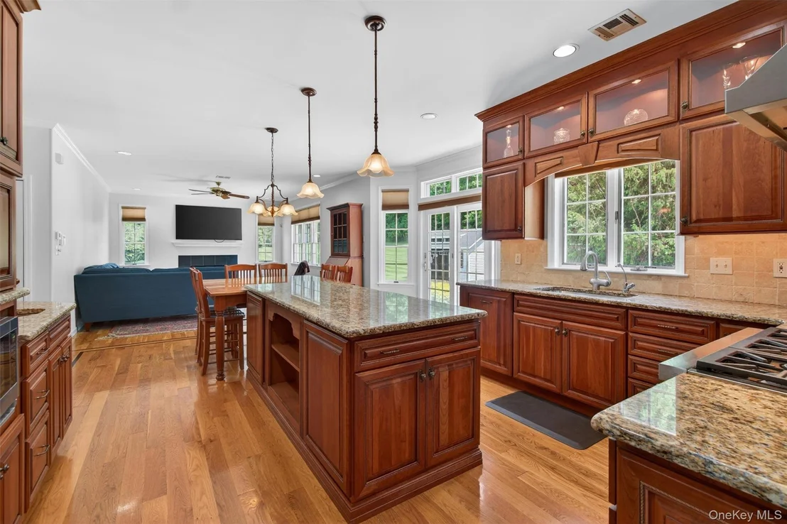 Photo of 8 Twin Spring Lane