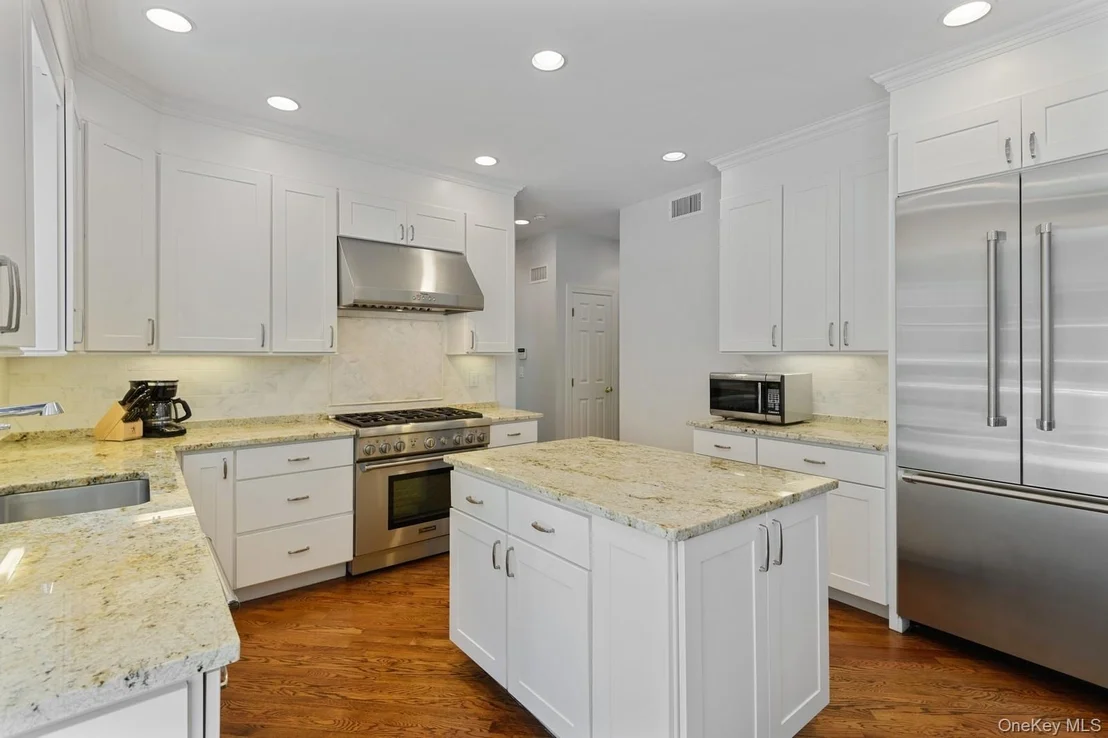 Photo of 33 Walters Avenue