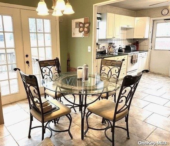 Photo of 192 Hampton Avenue