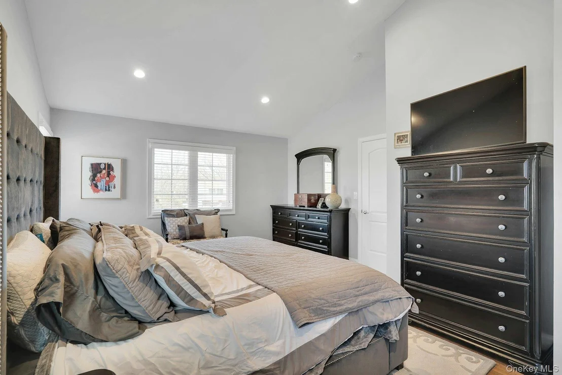 Photo of 108 Hayrick Lane