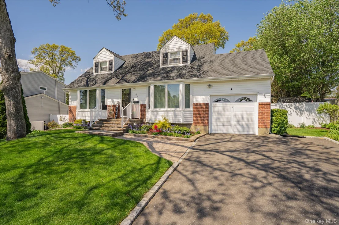 Photo of 43 Genesee Drive