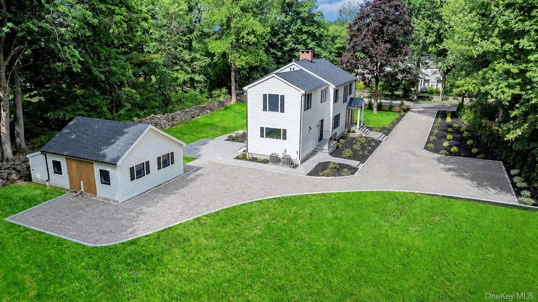 Photo of 676 Hardscrabble Road