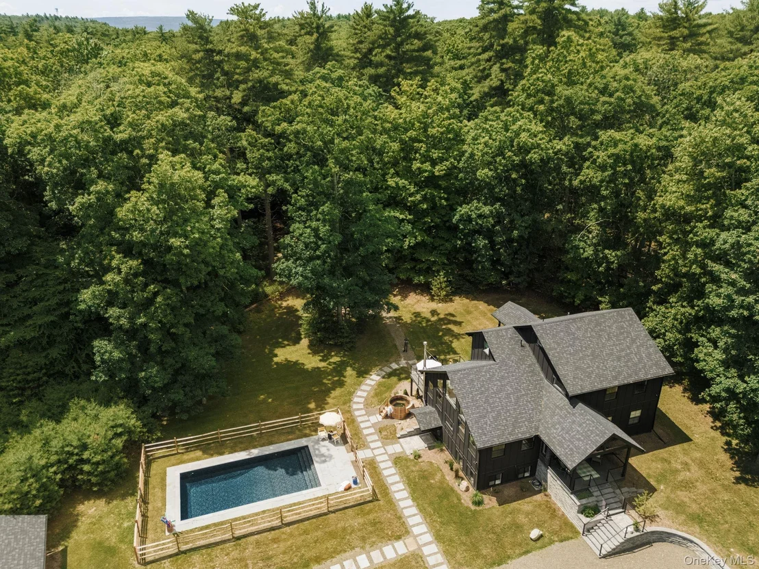 Photo of 130 Cedar Drive