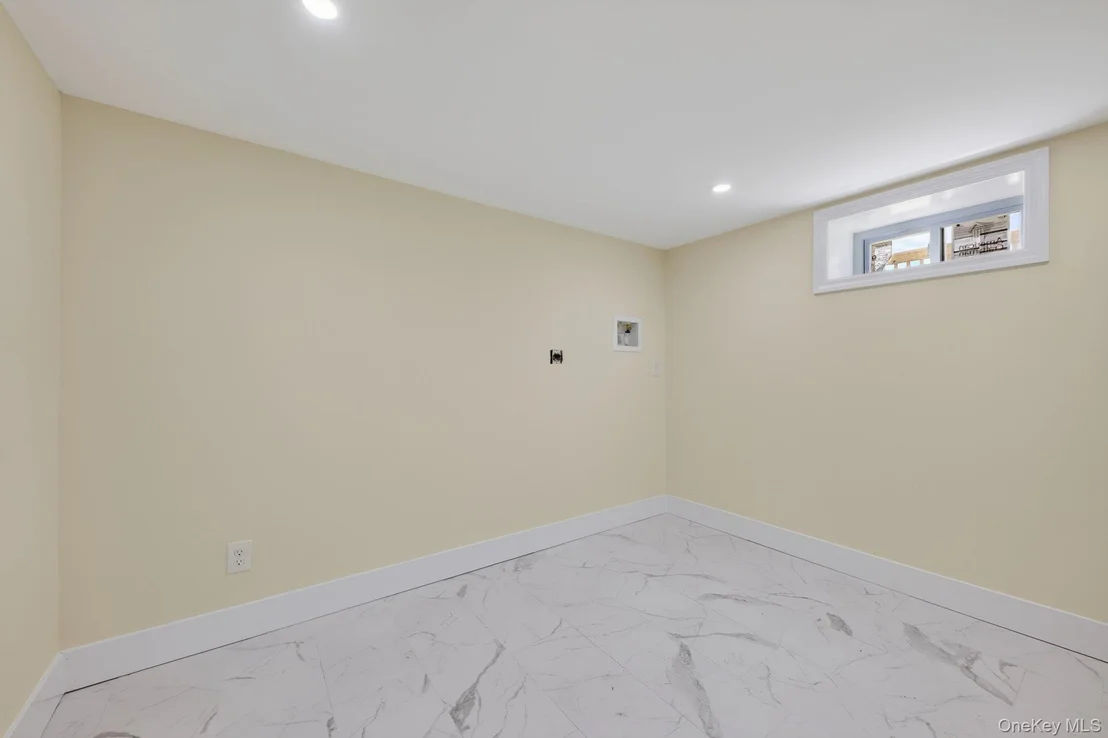 Photo of 669 Vassar Road