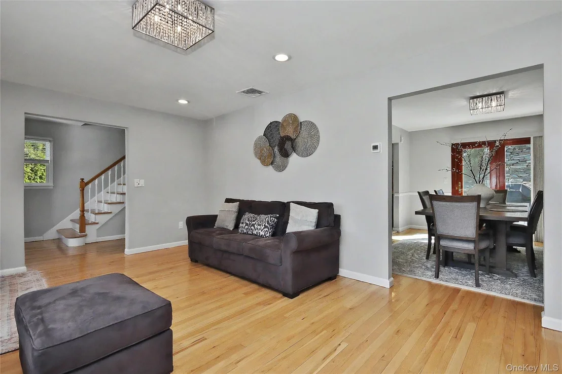 Photo of 14 Emerald Place