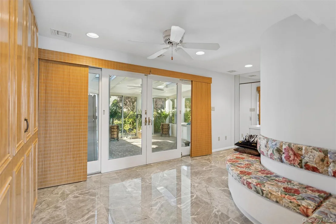 Photo of 2729 Shore Drive