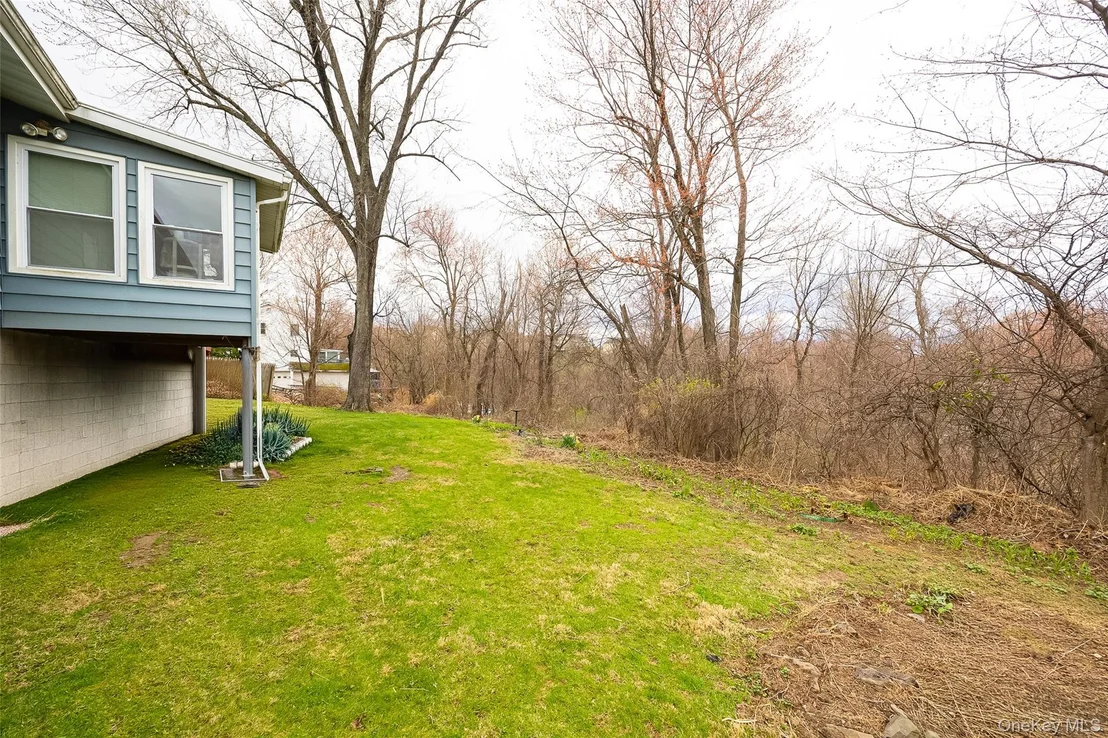 Photo of 140 Cherrywood Drive