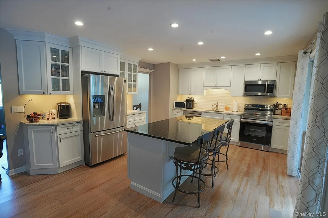 Photo of 16 Four Winds Drive