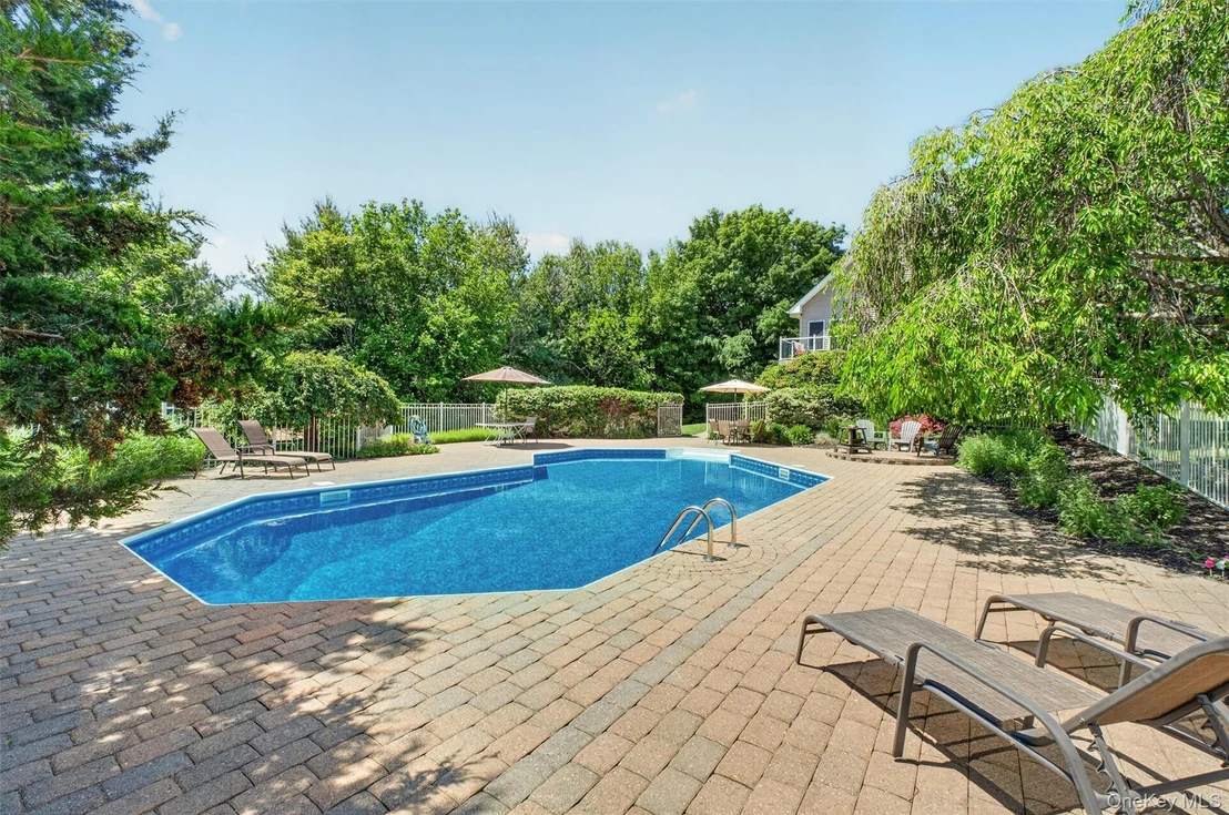 Photo of 201 Candlestick Hill Road