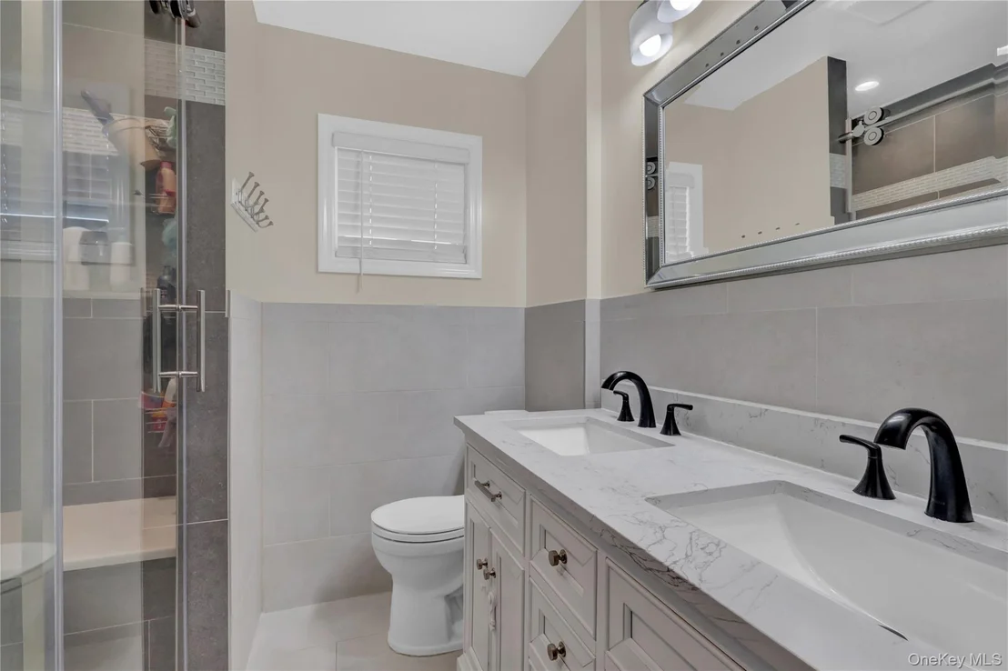 Photo of 48 Saint Marks Avenue