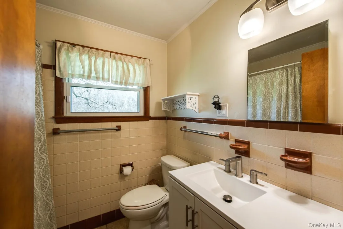 Photo of 394 Smith Road