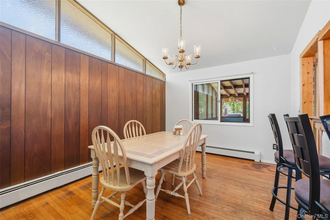 Photo of 24 Dennis Drive
