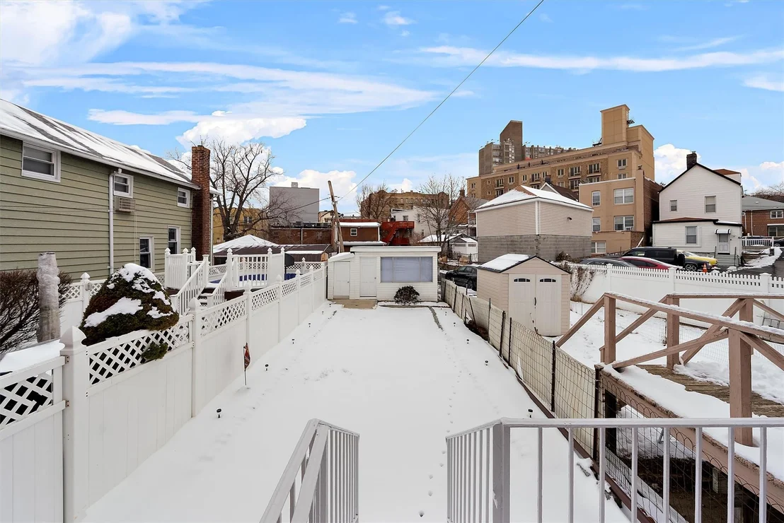 Photo of 1606 Merry Avenue