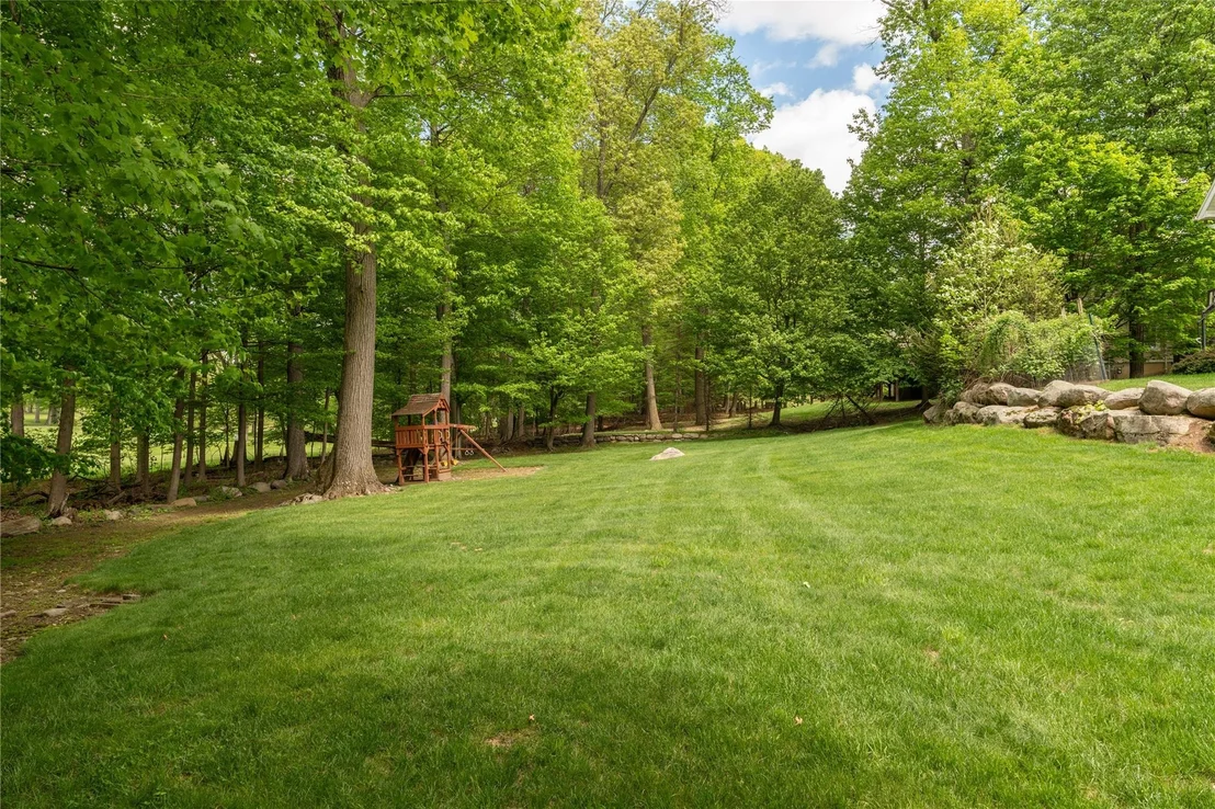 Photo of 9 Golf Course Drive