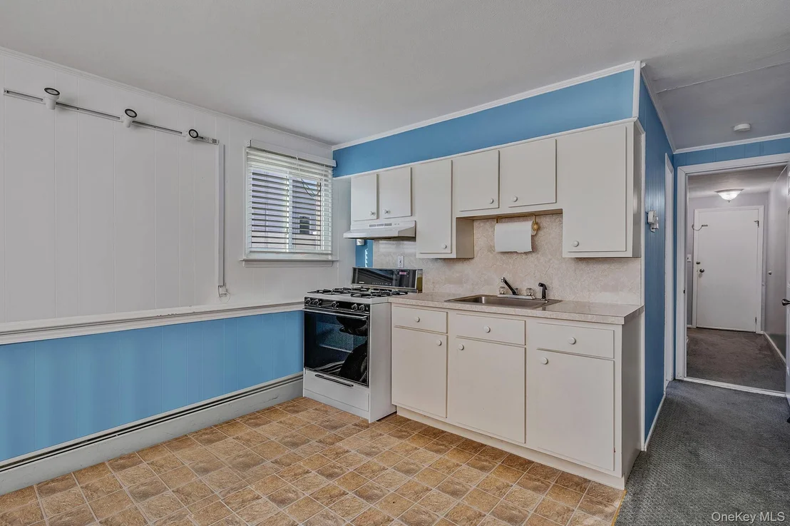 Photo of 413 N Broadway