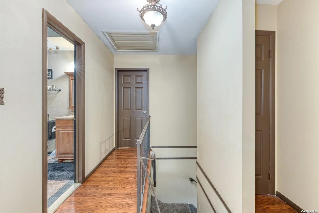 Photo of 86 Montgomery Avenue