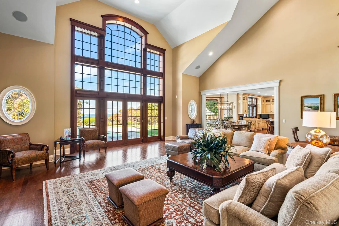 Photo of 697 Short Beach Road