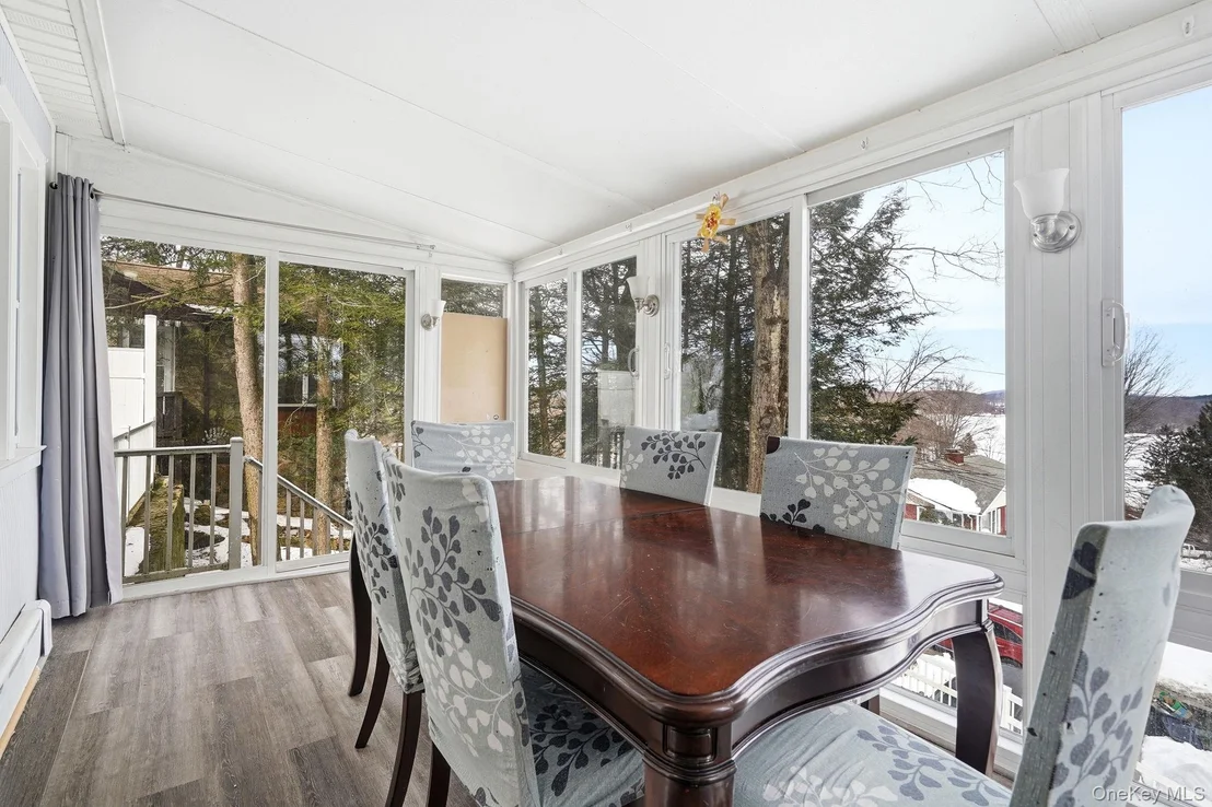 Photo of 718 Hill Drive
