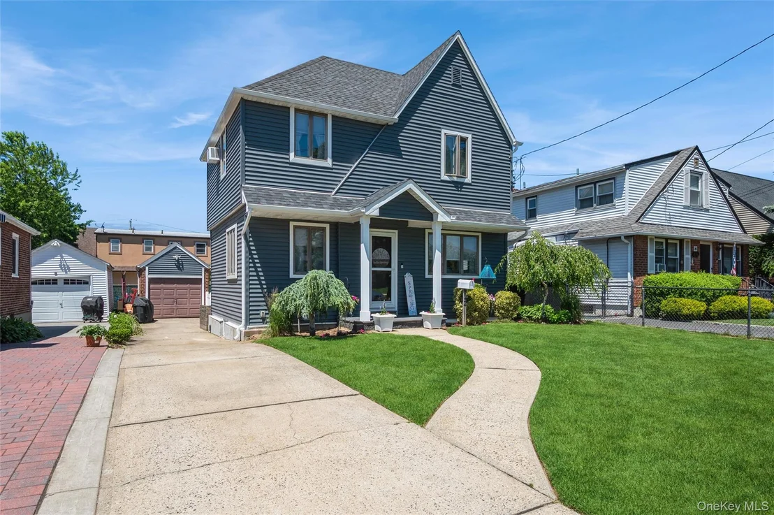 Photo of 24 Commonwealth Street