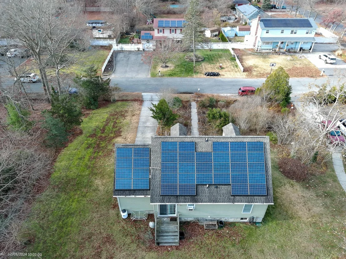 Photo of 126 Maple Avenue