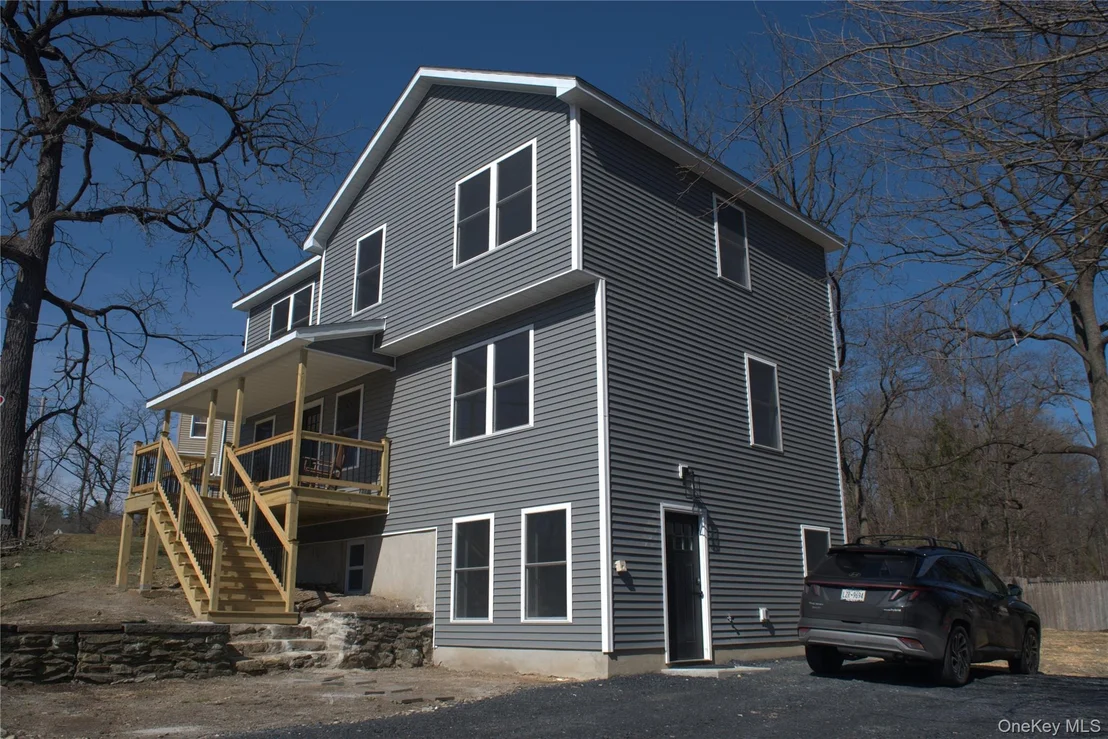 Photo of 17 Maple Street