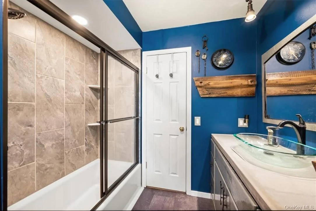Photo of 20 Lancaster Drive