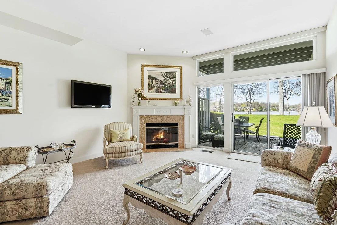 Photo of 35 Waterside Close