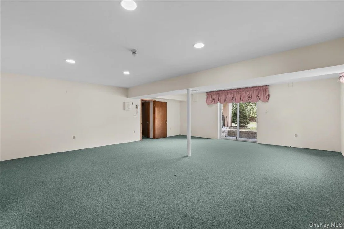 Photo of 7 Greystone Circle