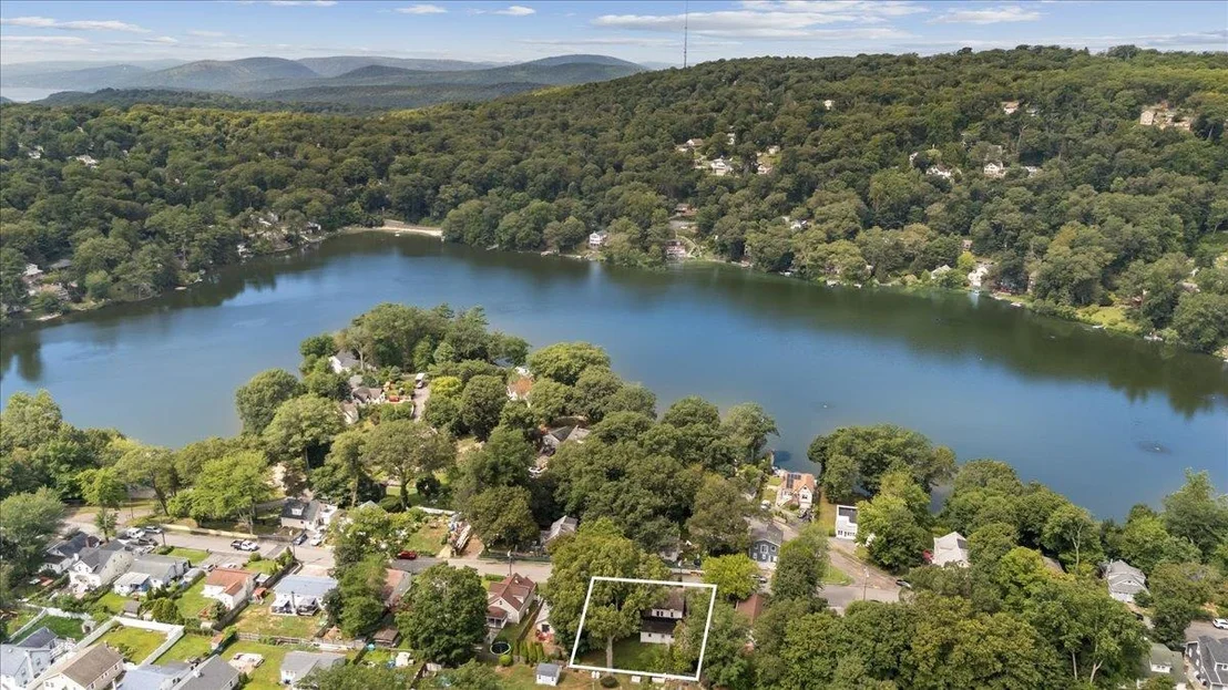 Photo of 92 Lake Drive