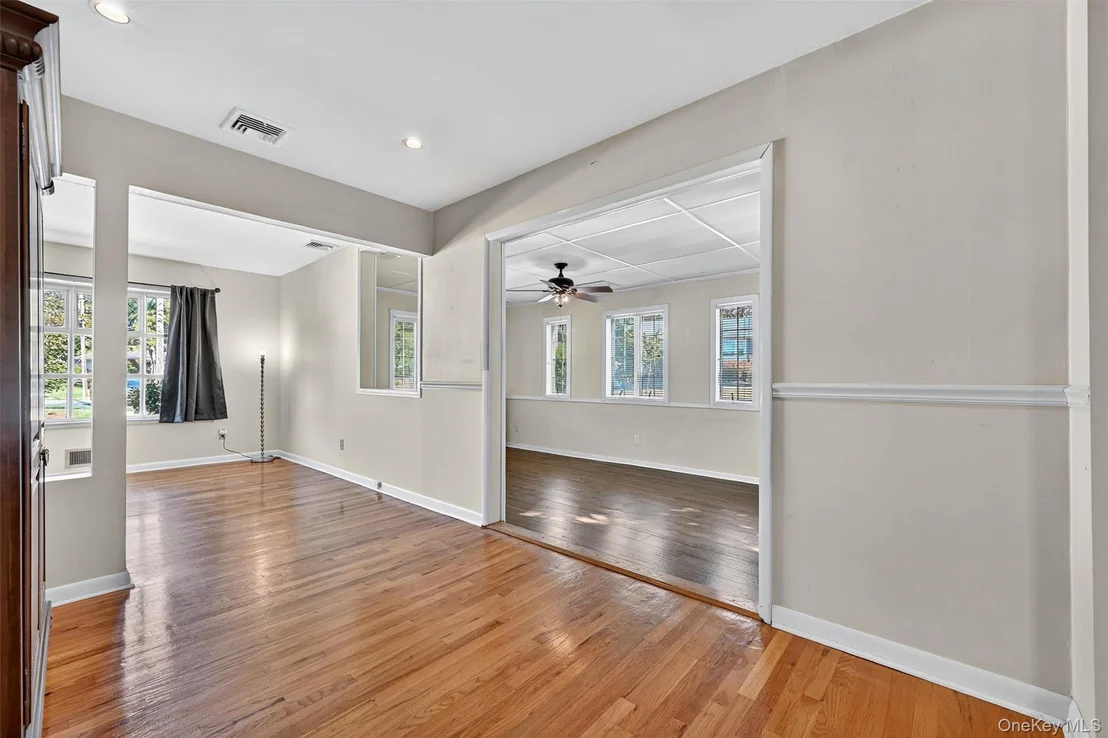Photo of 23 Maplewood Boulevard