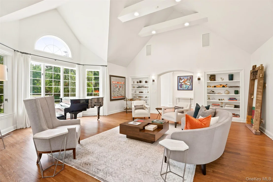 Photo of 16 Hampton Road