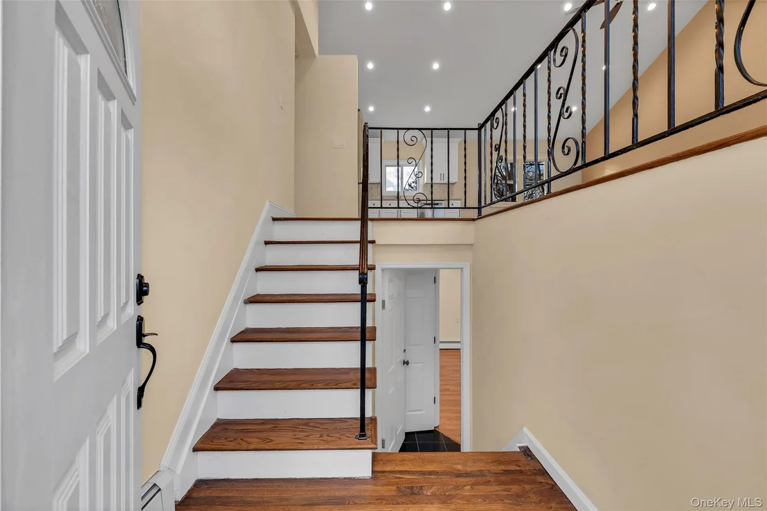 Photo of 116 Phyllis Drive