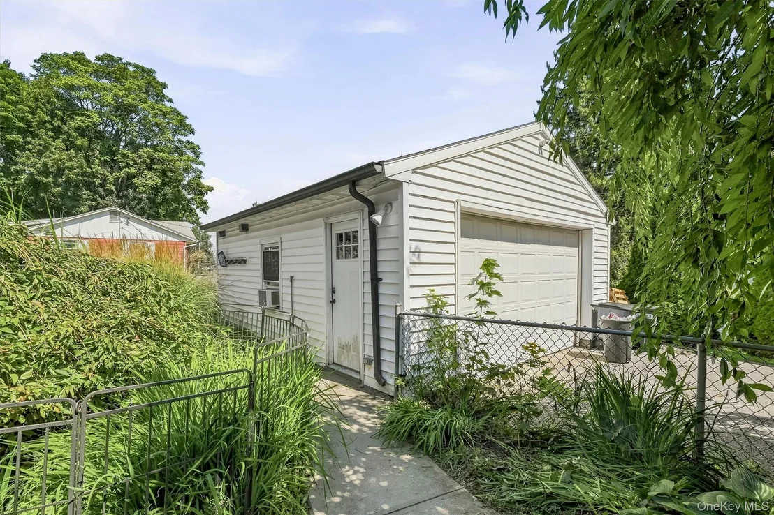 Photo of 66 Silver Spring Road