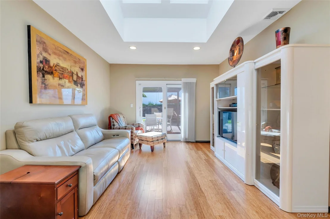 Photo of 22 Dover Hill Drive