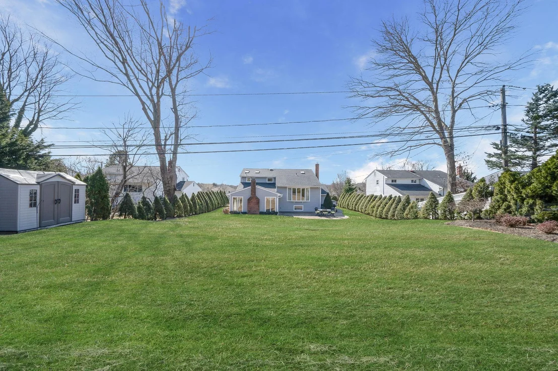 Photo of 33 Lindron Avenue