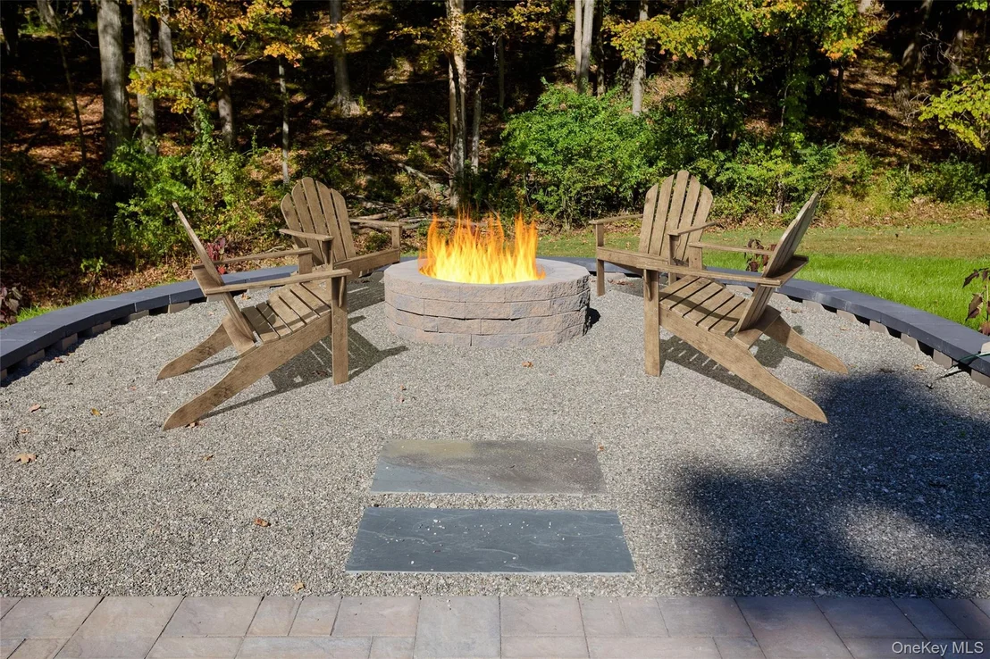 Photo of 568 Oak Summit Road