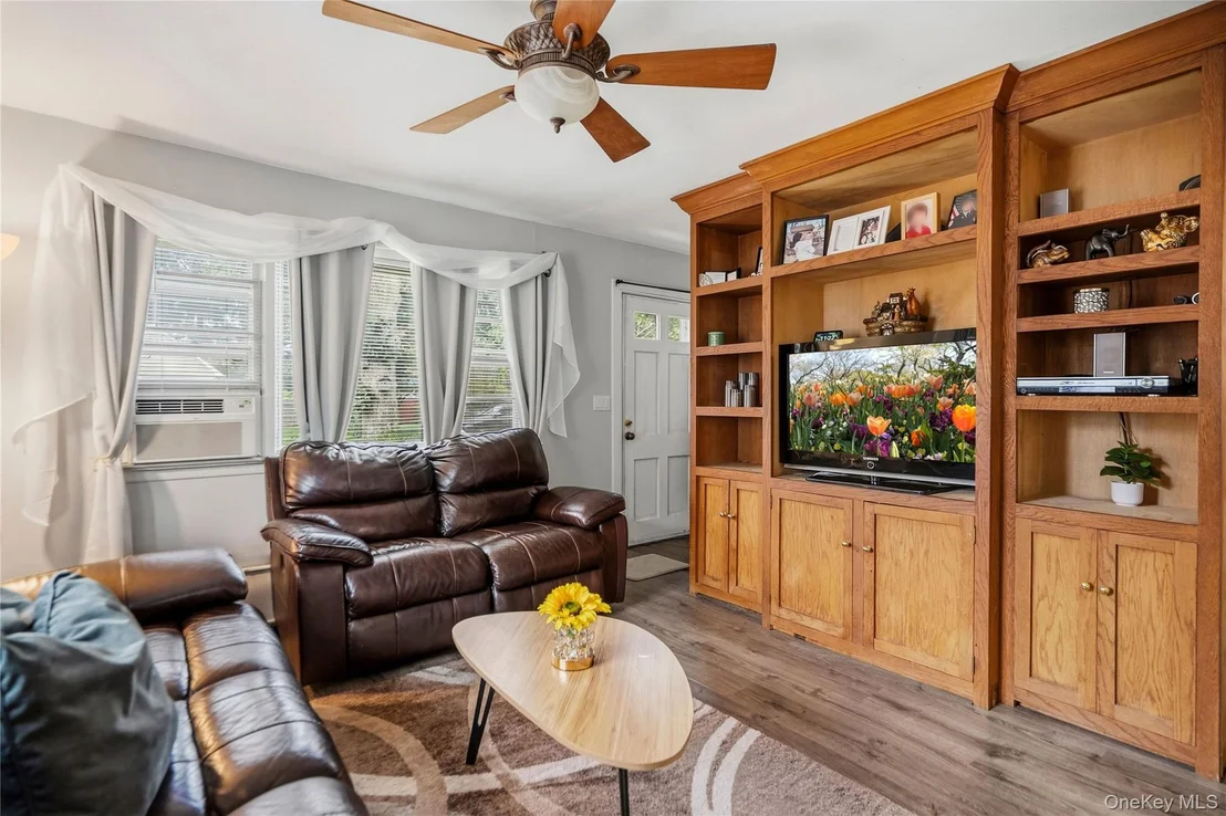 Photo of 239 Cypress Drive