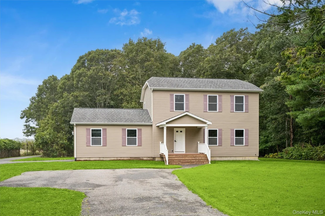 Photo of 147A Old Country Rd