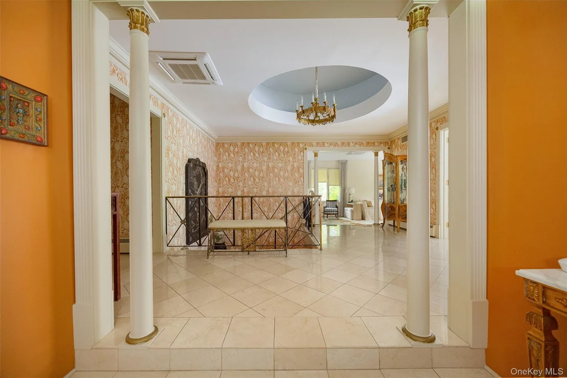 Photo of 42 Yates Boulevard